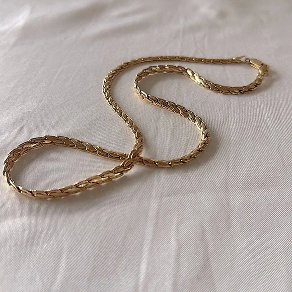Vintage Gold Herringbone Chain Thicker .25” Width Necklace 21” Heavyweight - Picture 6 of 13